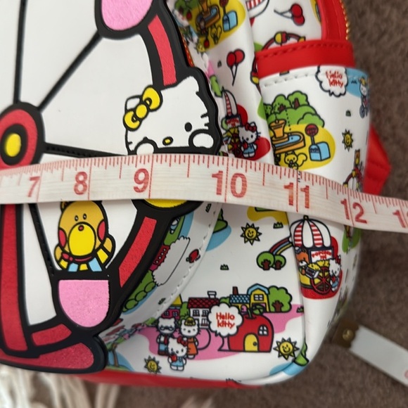 NWT Sanrio Loungefly Hello Kitty and Friends Ferris Wheel Mini Backpack - Picture 5 of 7